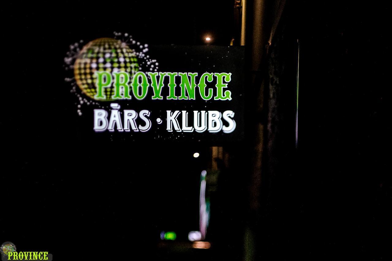 Province Motel Pāle Eksteriør bilde